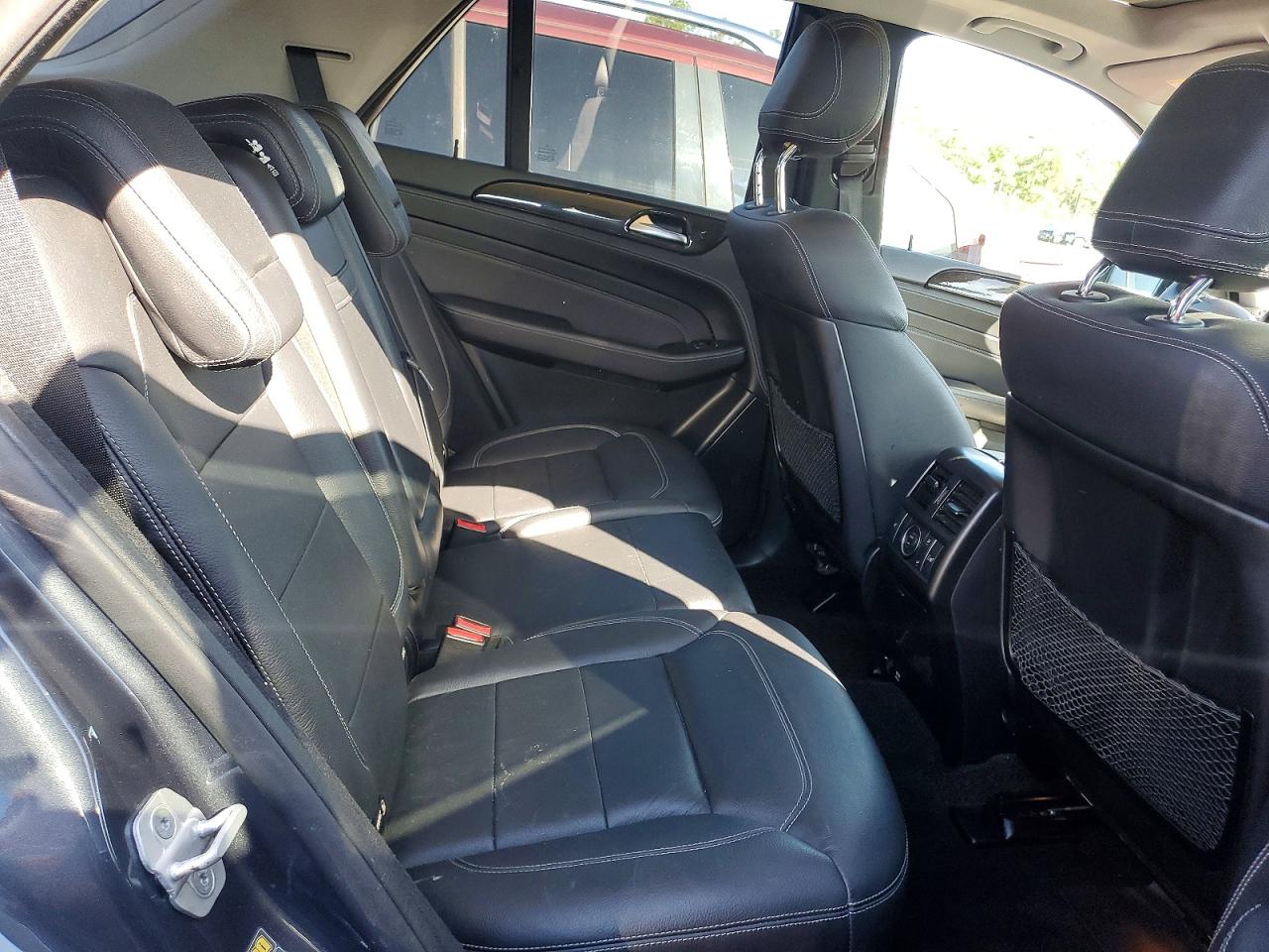Mercedes-Benz M-Class 400 4matic
