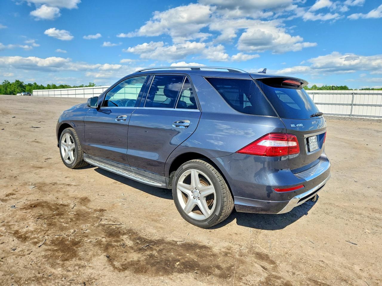 Mercedes-Benz M-Class 400 4matic