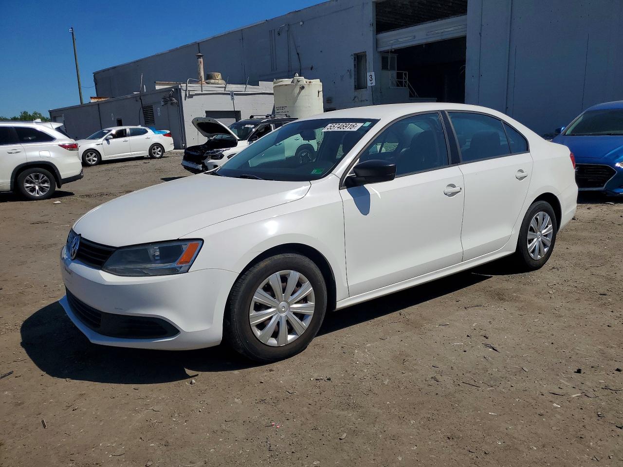Salvage Volkswagen Jetta Image