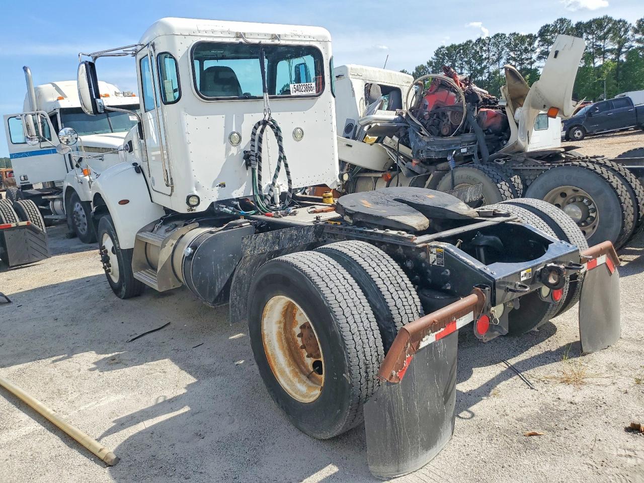 Peterbilt 348