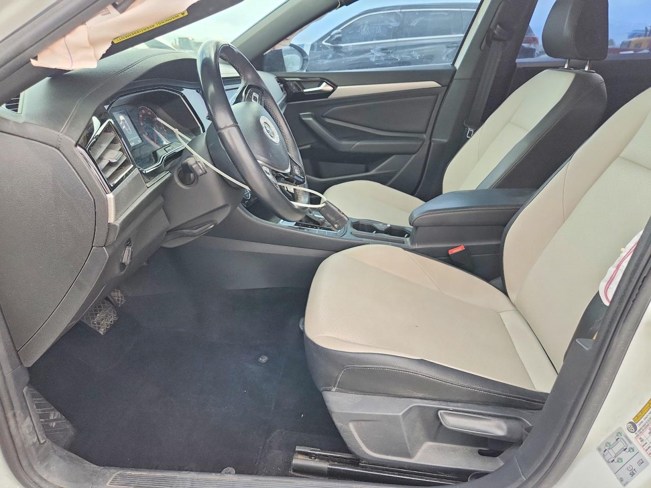 Volkswagen Jetta S