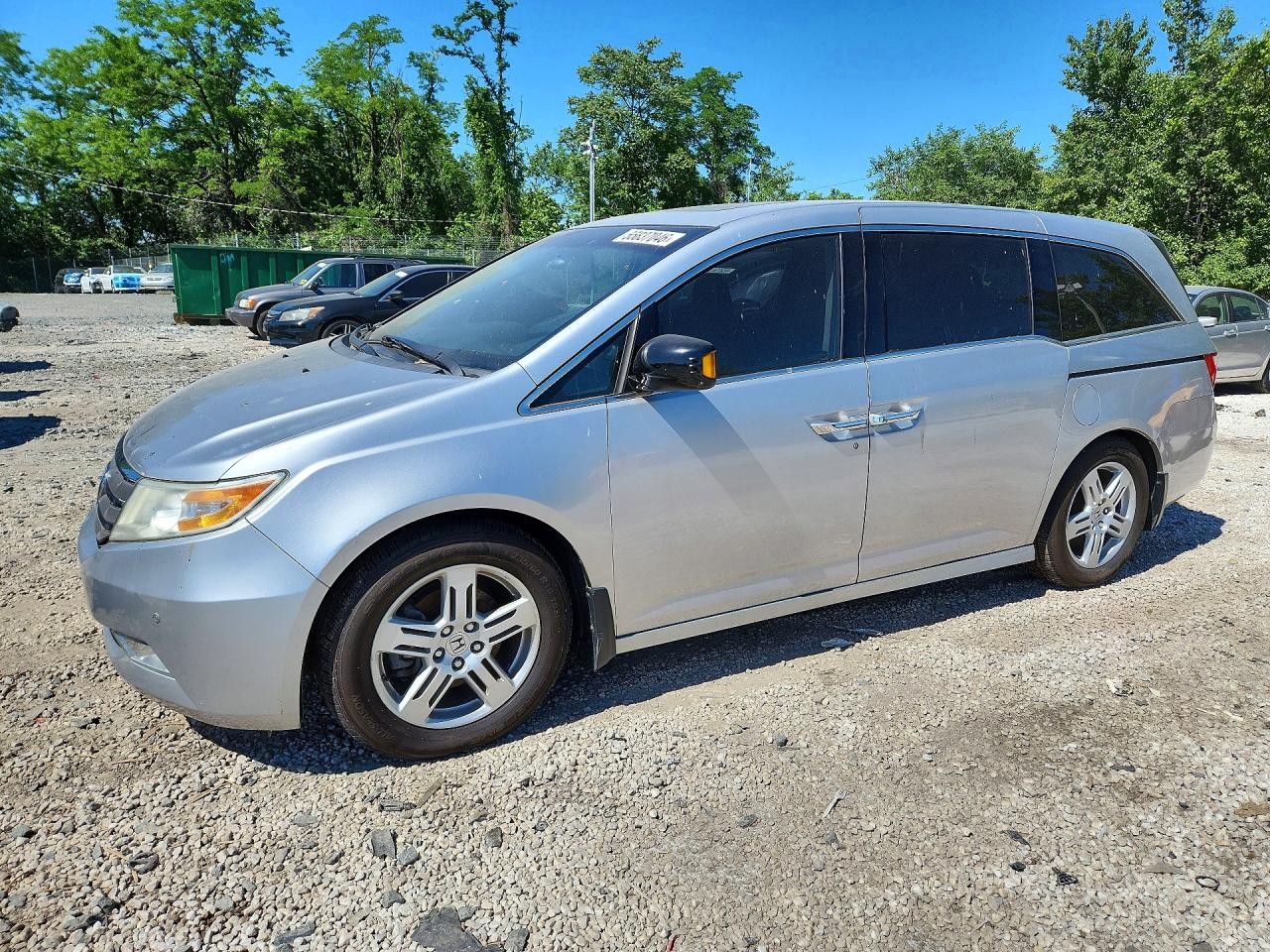 Salvage Honda Odyssey Image