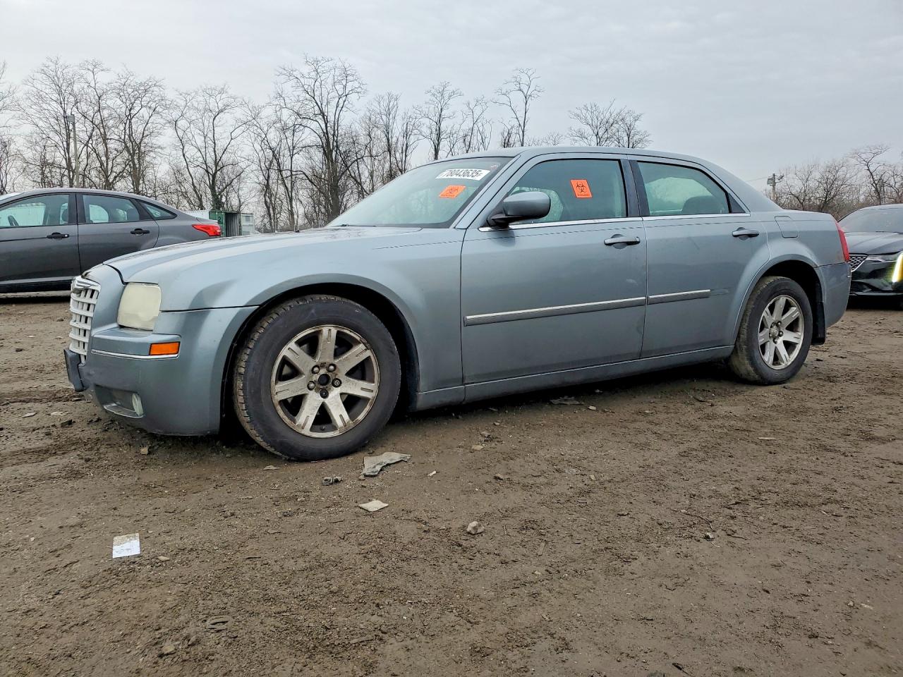 Salvage Chrysler 300 Image