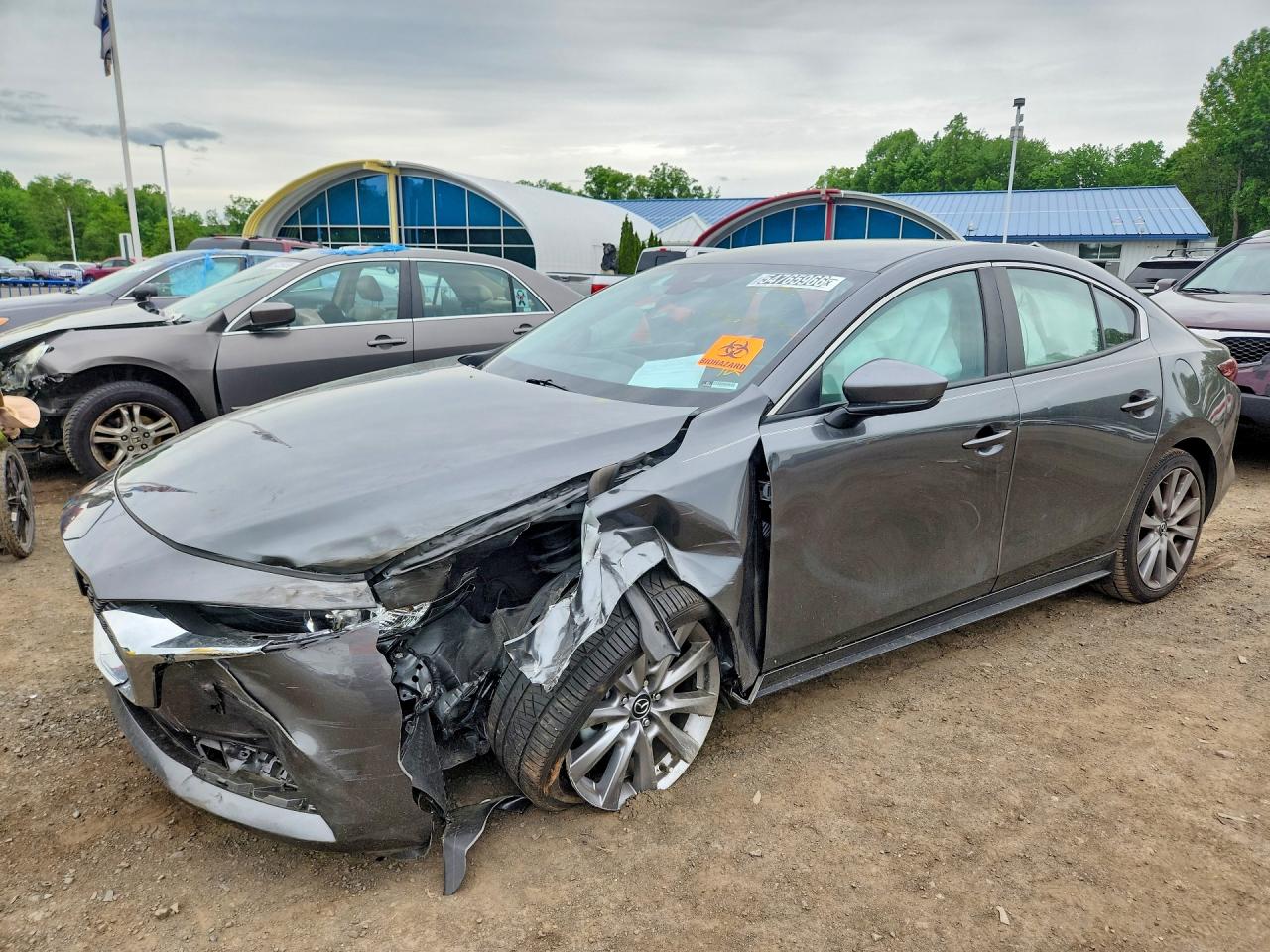 Salvage Mazda 3 Image