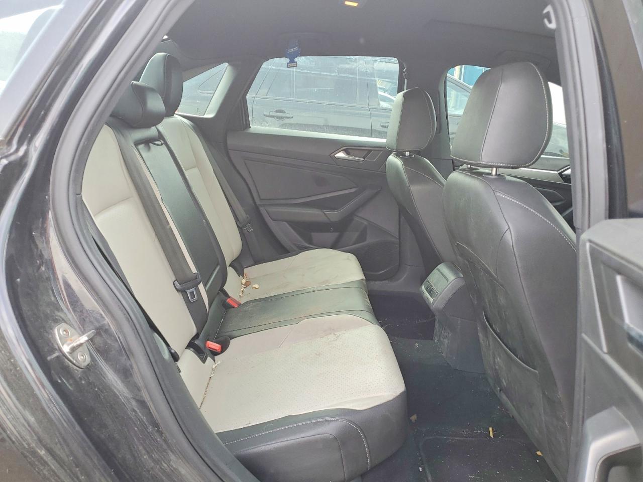 Volkswagen Jetta S