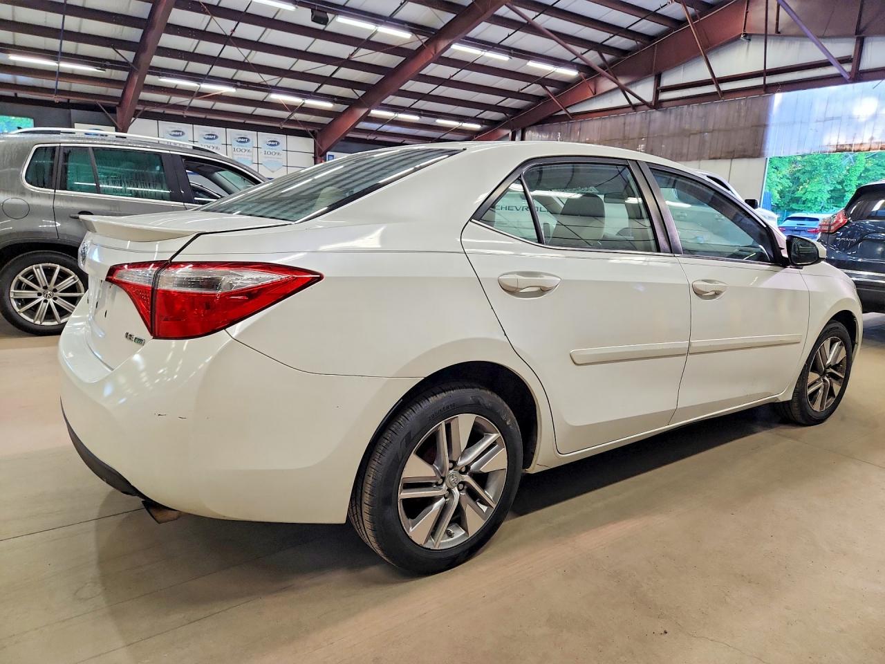 Toyota Corolla Le Eco Plus