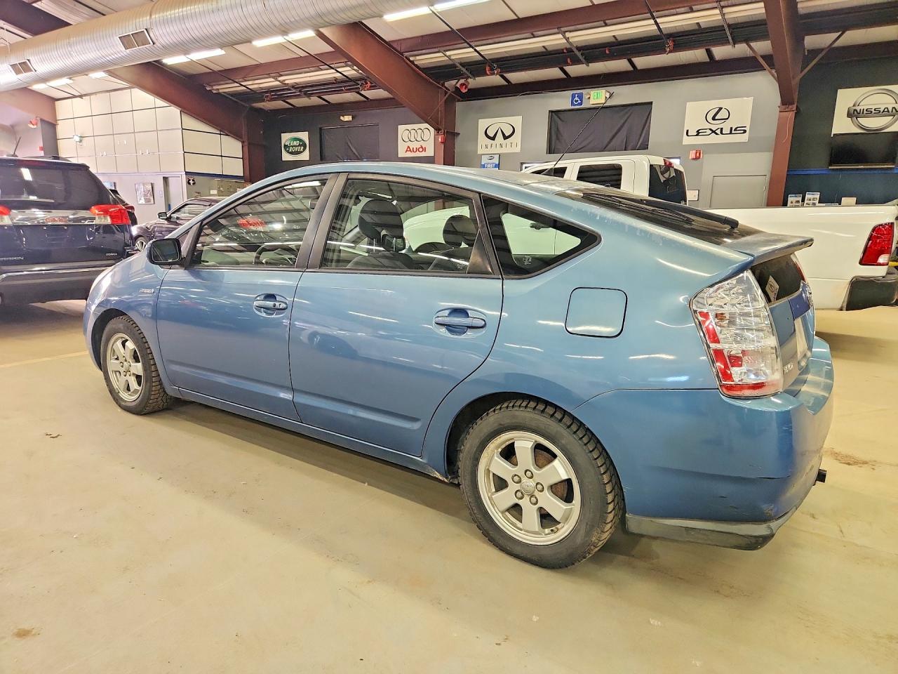 Toyota Prius Base