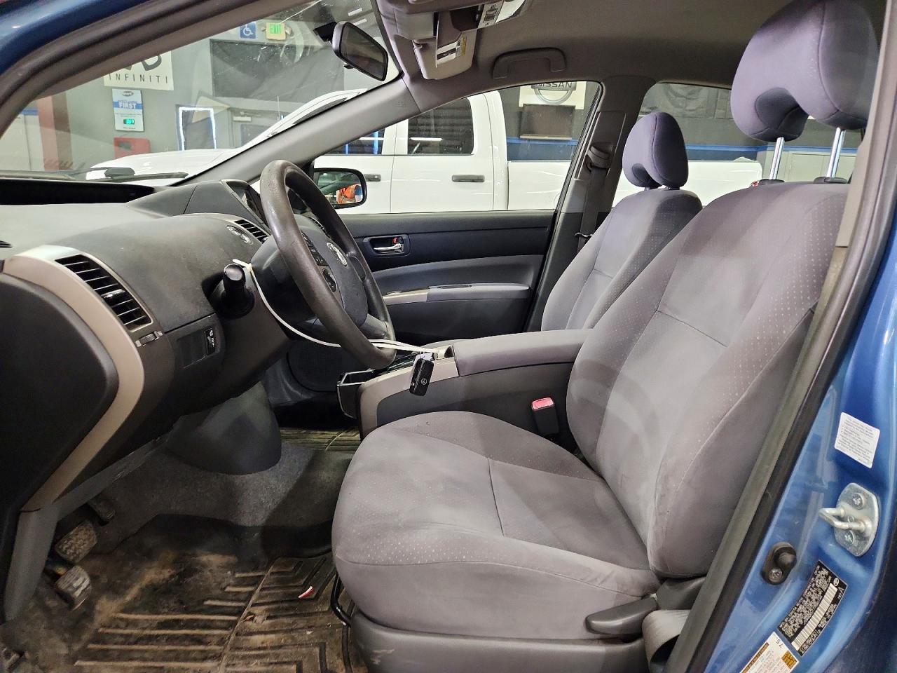 Toyota Prius Base