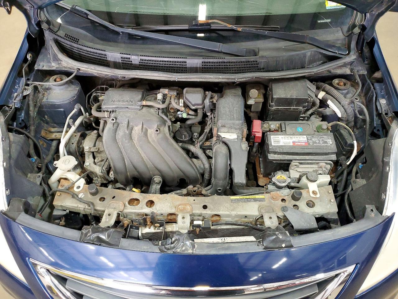 Nissan Versa 1.6 S