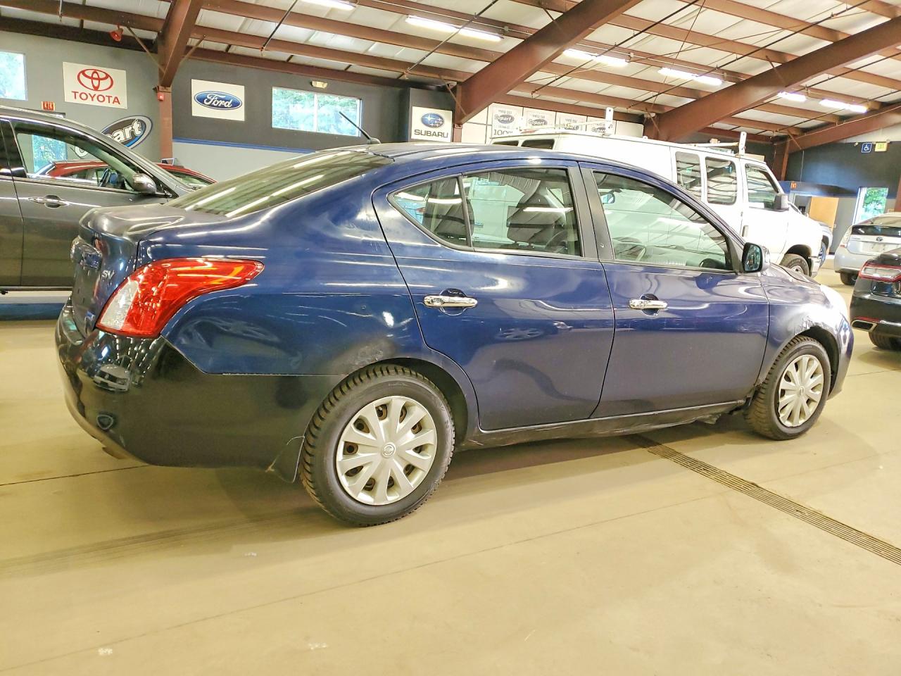 Nissan Versa 1.6 S