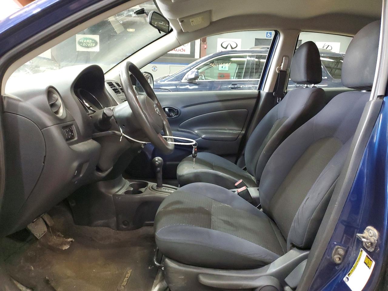 Nissan Versa 1.6 S