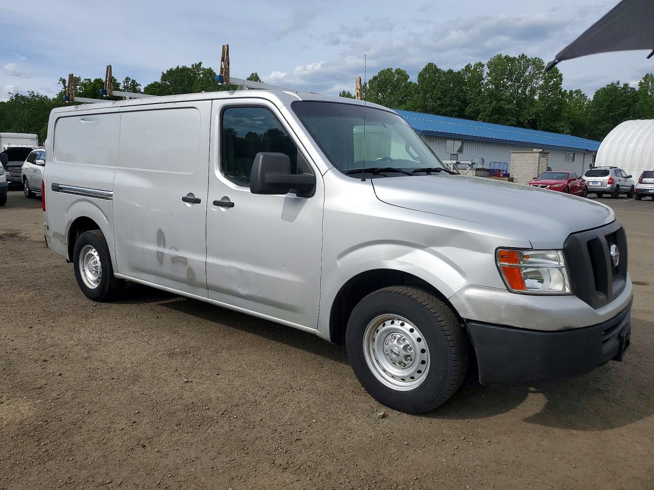 Nissan Nv 1500 S