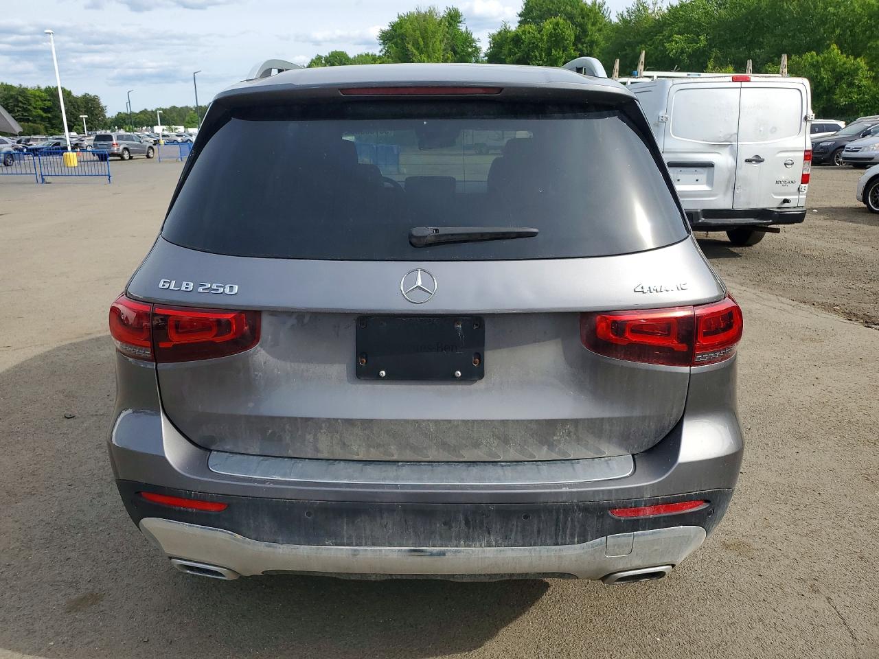 Mercedes-Benz GLB 250 4matic