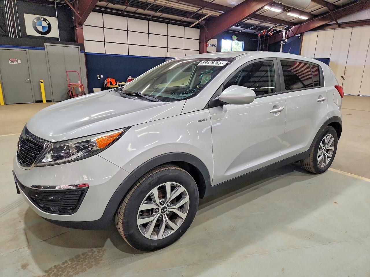 Salvage Kia Sportage Image