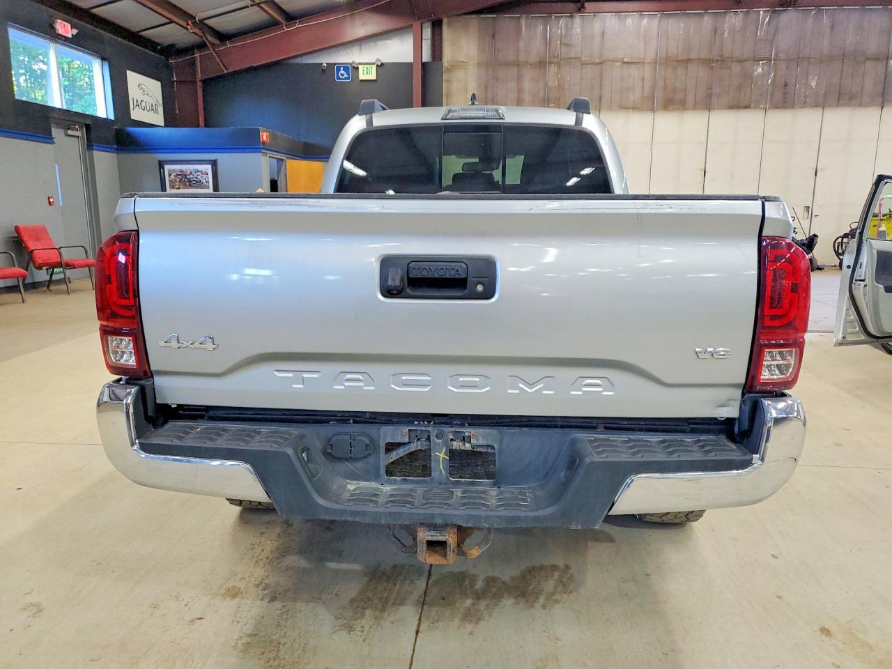 Toyota Tacoma Sr5 V6