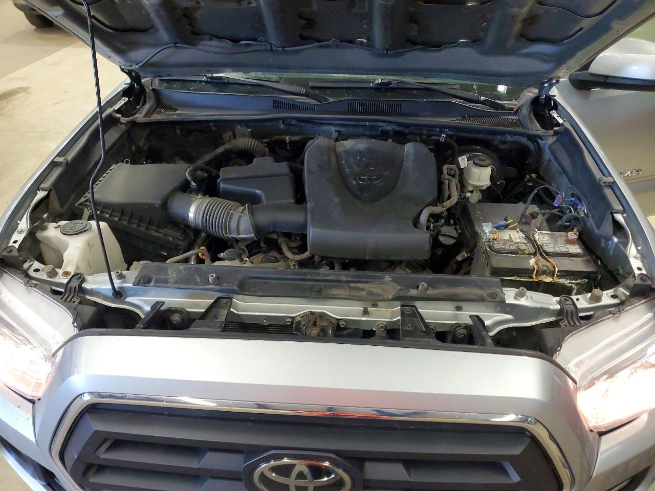 Toyota Tacoma Sr5 V6