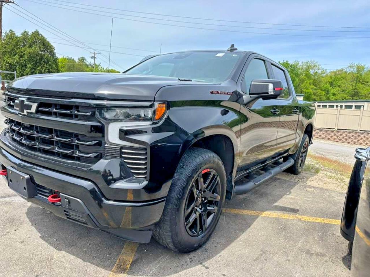 Salvage Chevrolet Silverado Image