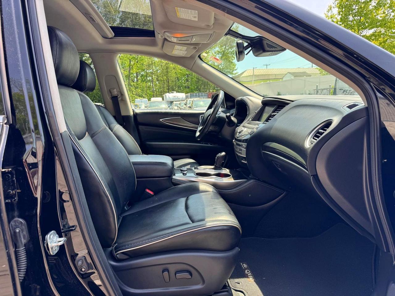 INFINITI Qx Pure