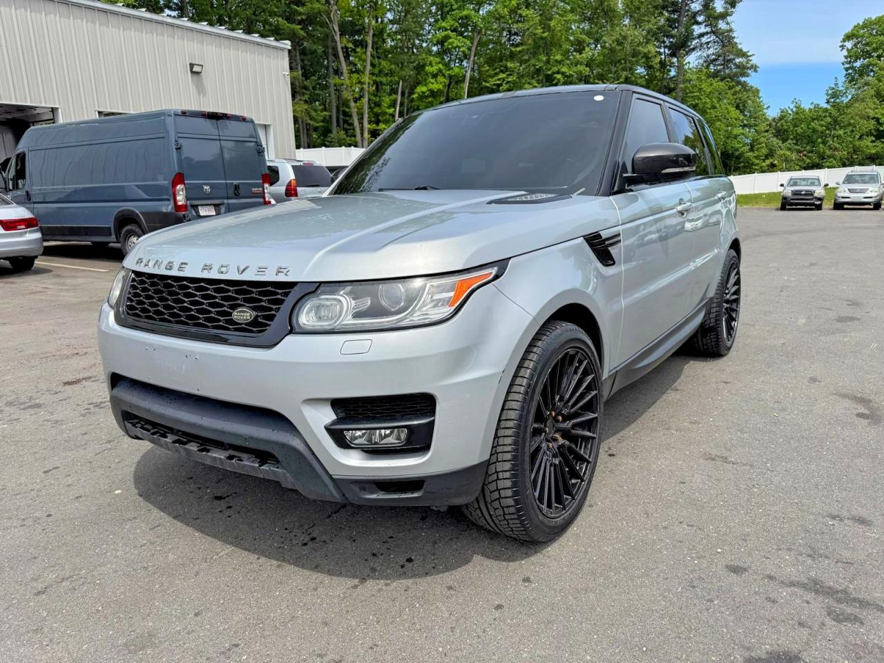Salvage Land Rover Range Rover Image
