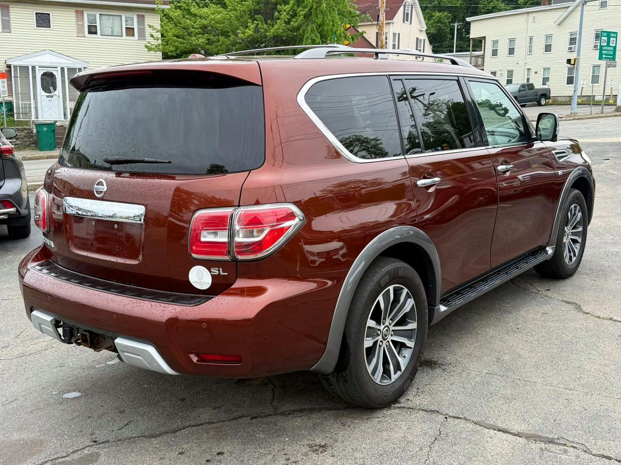 Nissan Armada Sl