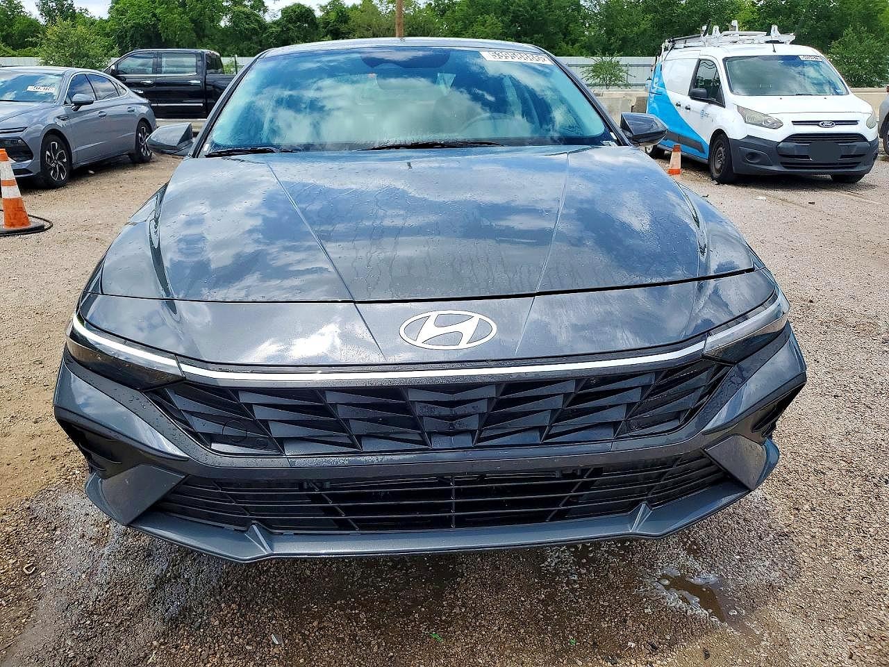 Hyundai ELANTRA Blue