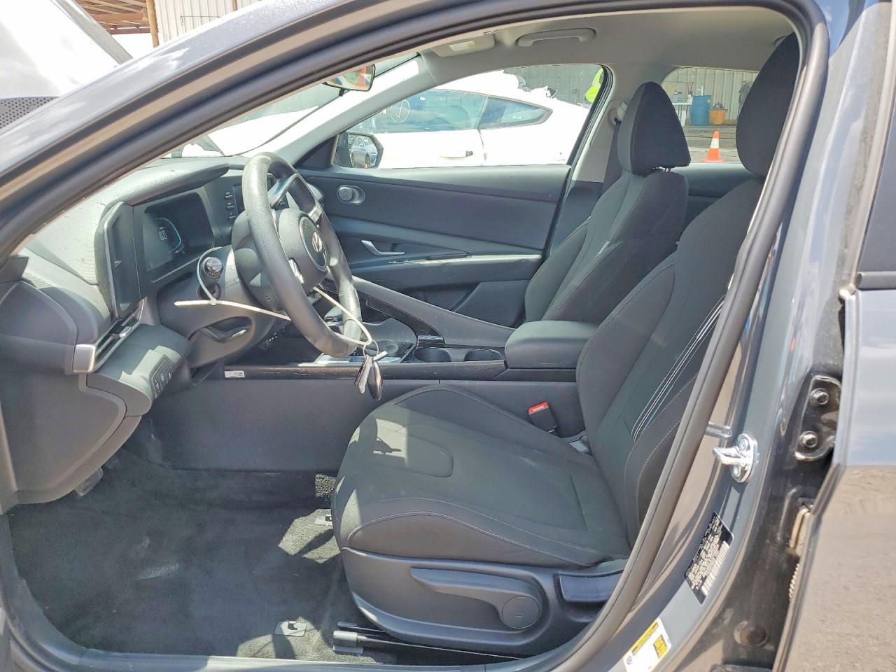 Hyundai ELANTRA Blue