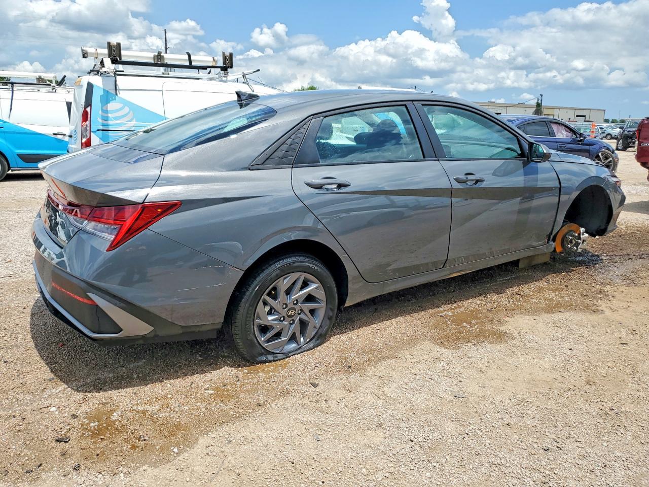 Hyundai ELANTRA Blue