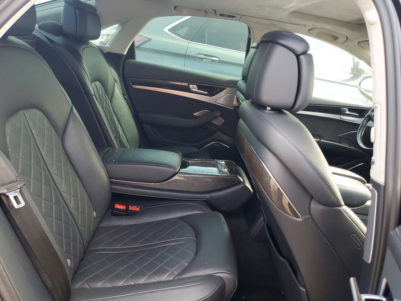 Audi S8 Quattro