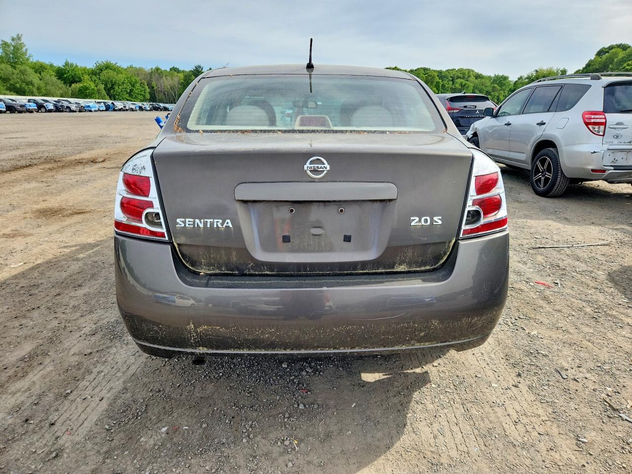 Nissan Sentra 2.0