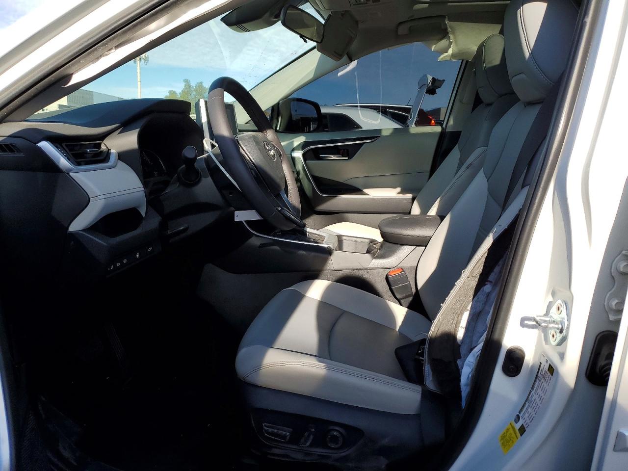 Toyota RAV4 Xle Premium