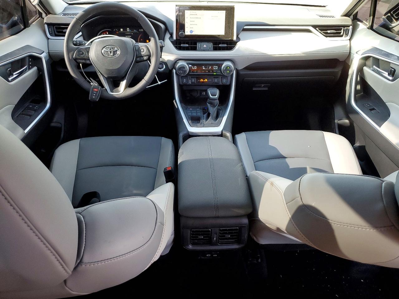 Toyota RAV4 Xle Premium