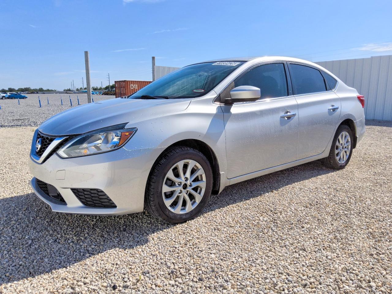 Salvage Nissan Sentra Image