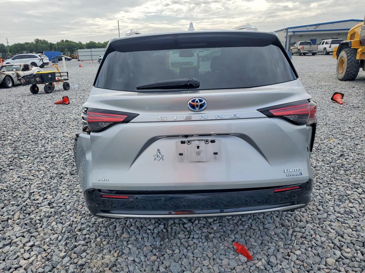 Toyota Sienna Limited 7-passenger