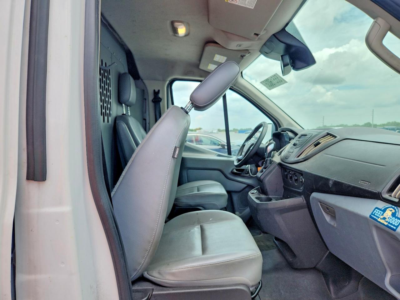 Ford Transit T-250