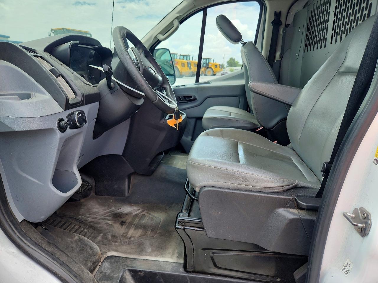 Ford Transit T-250
