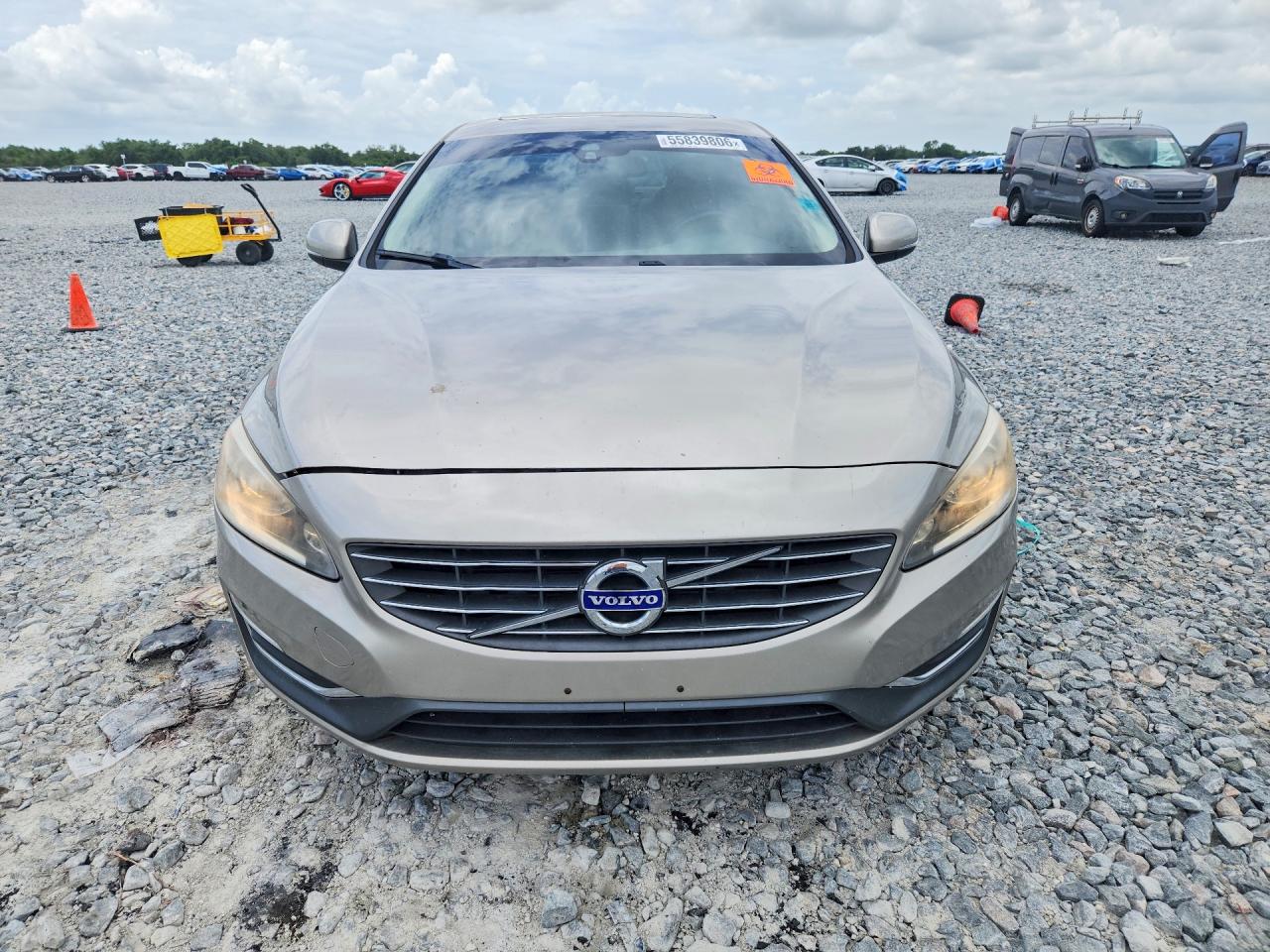 Volvo S60 T5