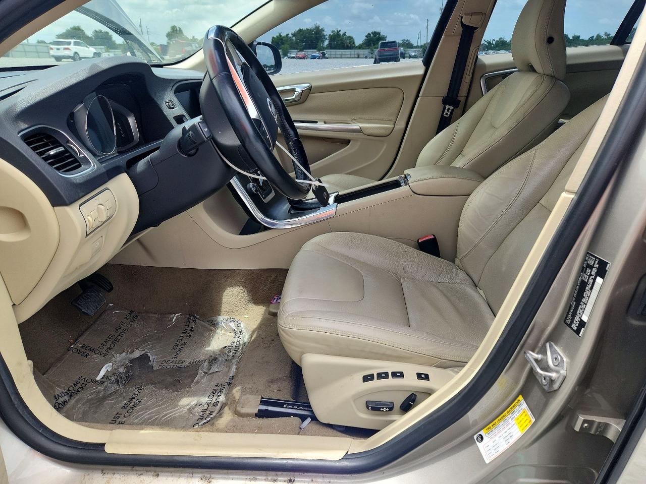 Volvo S60 T5