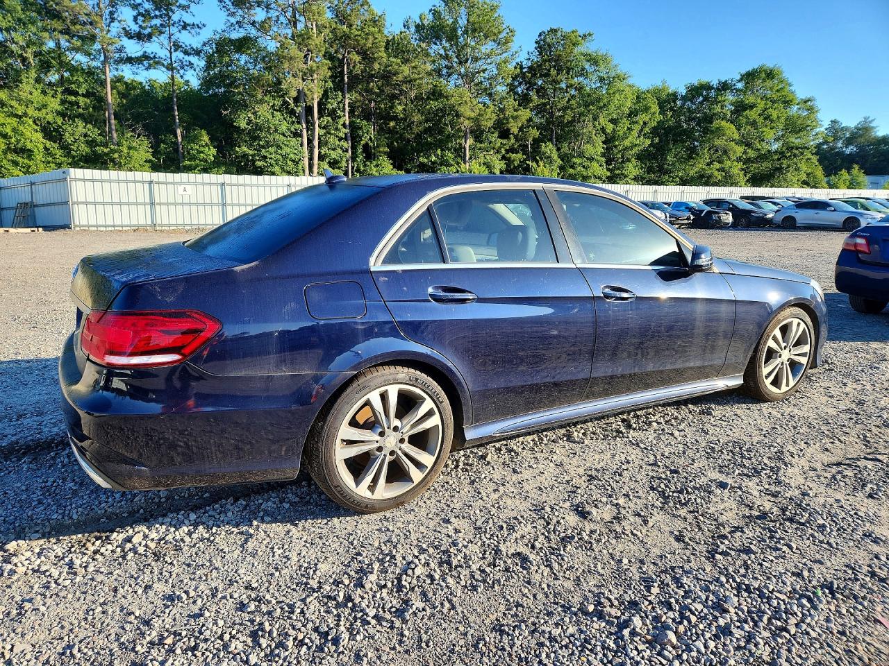 Mercedes-Benz E-Class 350