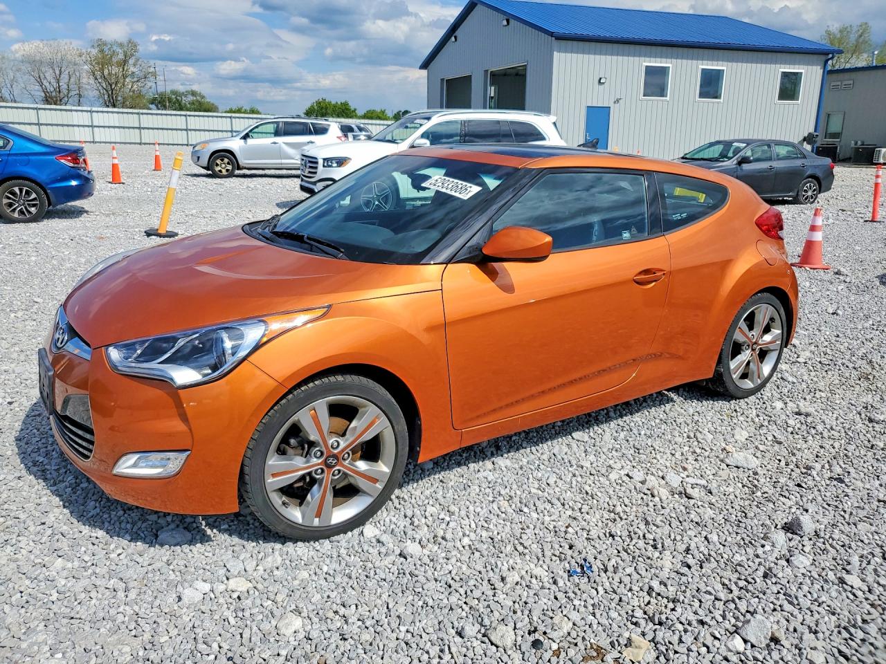 Salvage Hyundai VELOSTER Image