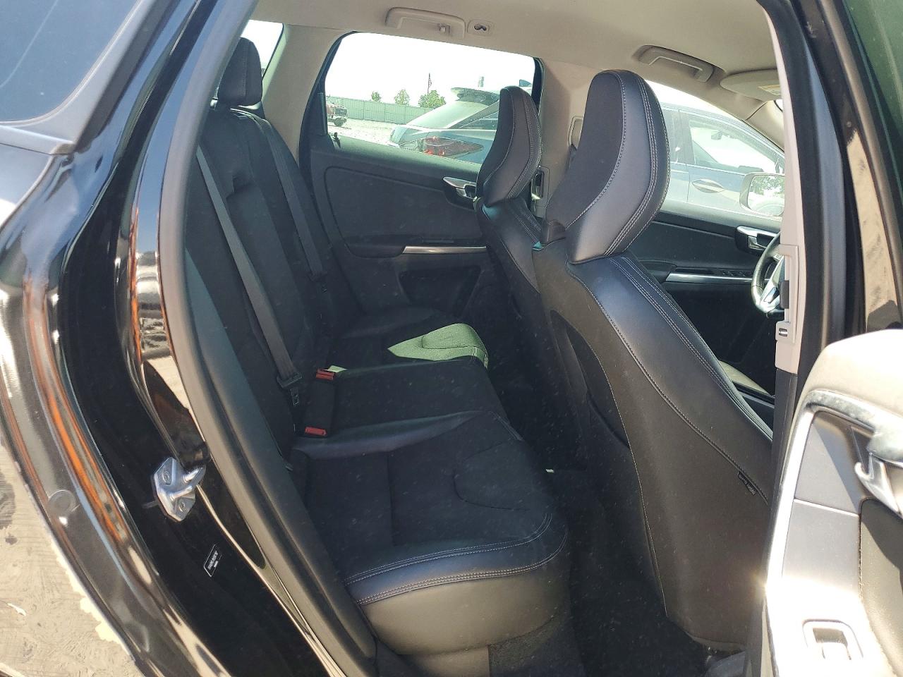 Volvo XC60 T5