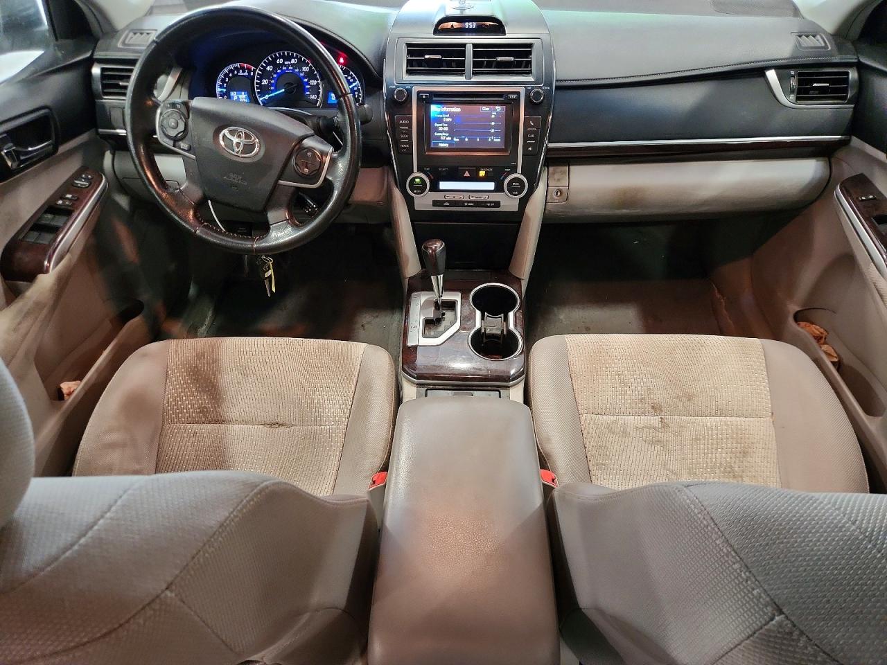 Toyota Camry Xle