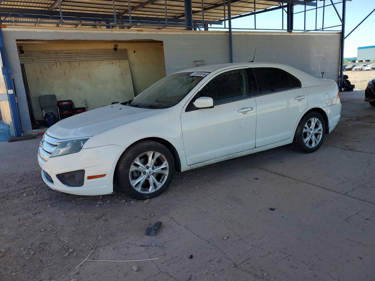 Salvage Ford Fusion Image
