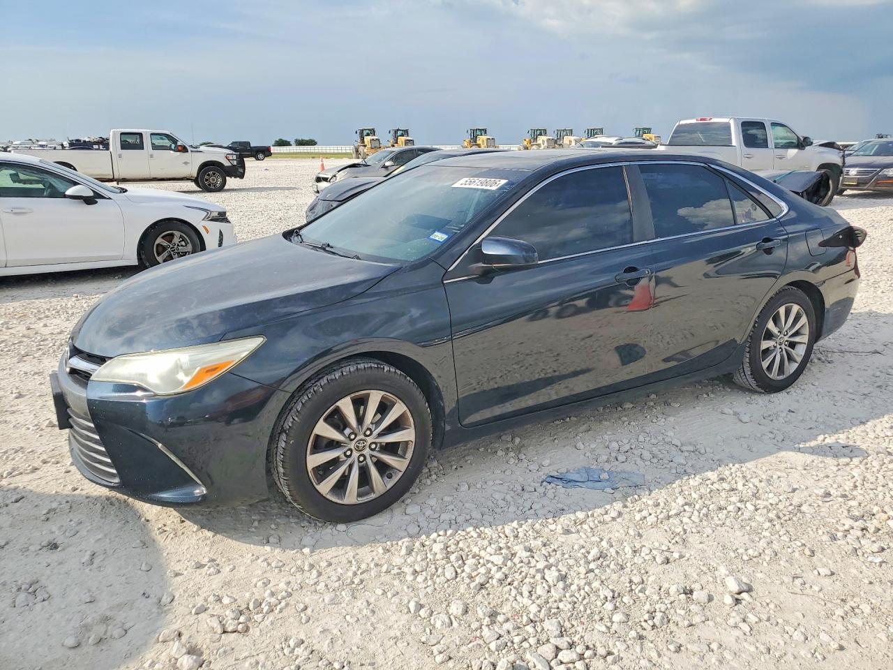 Salvage Toyota Camry Image