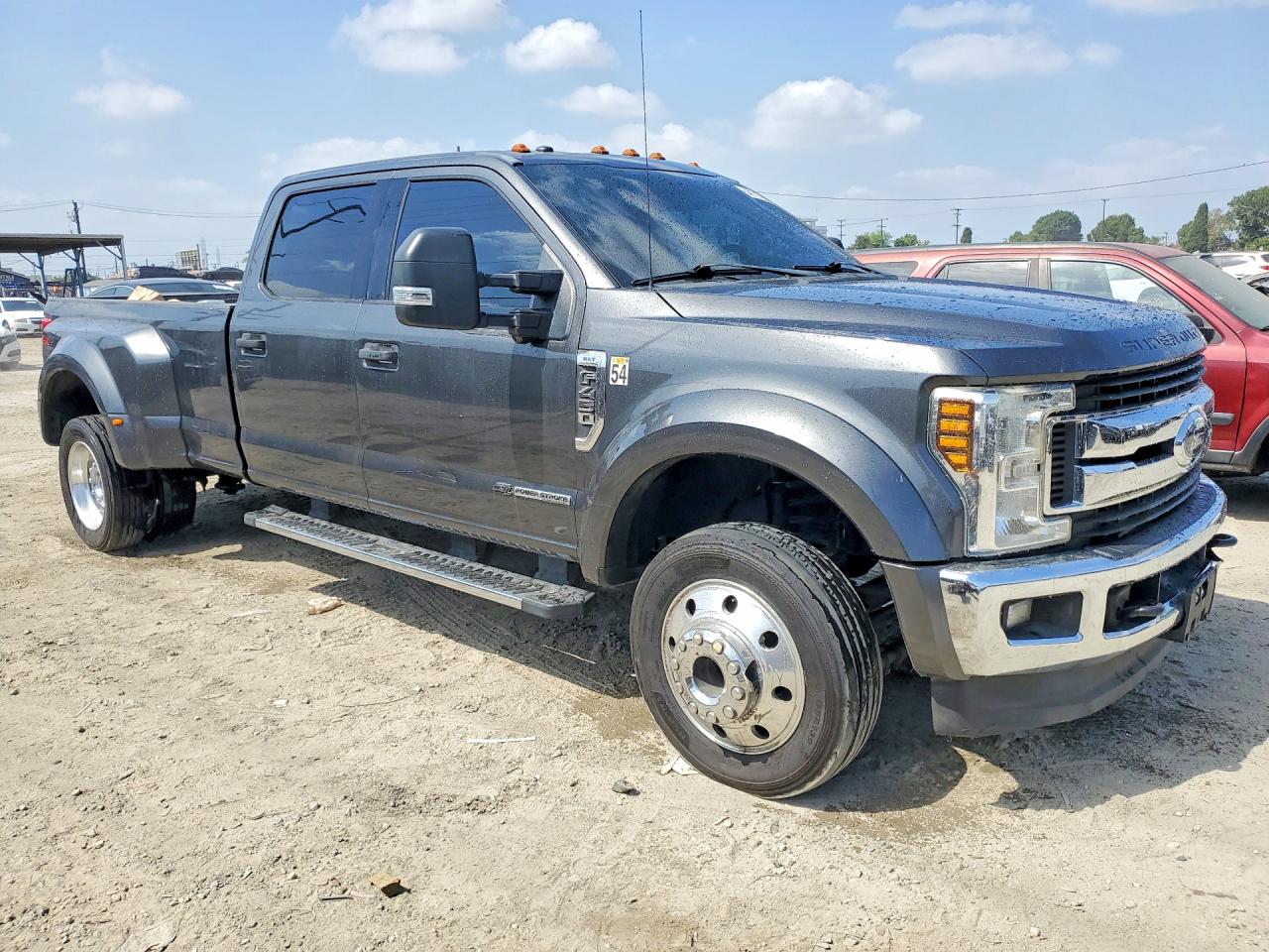 Ford F-450 Super Duty
