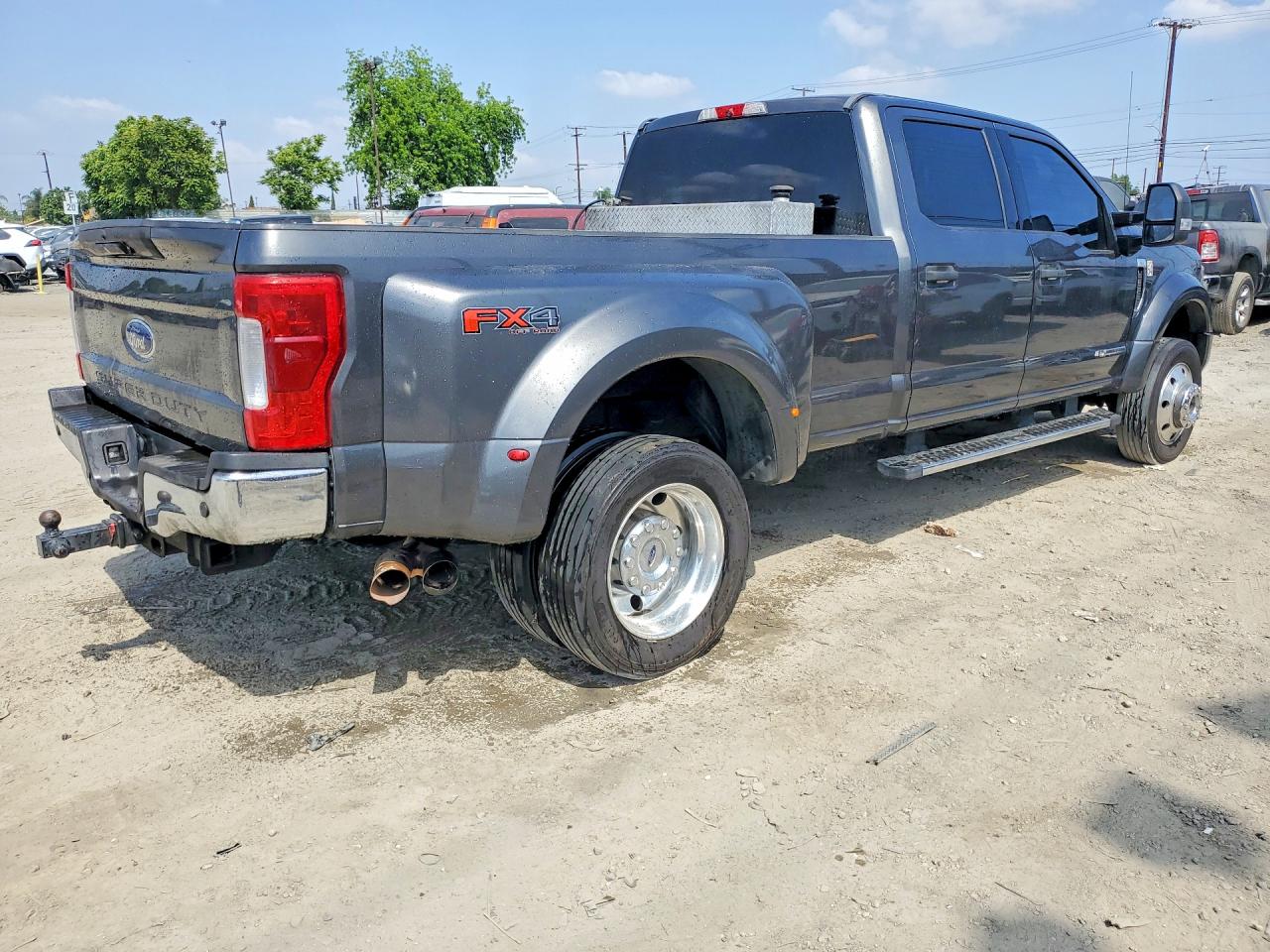 Ford F-450 Super Duty