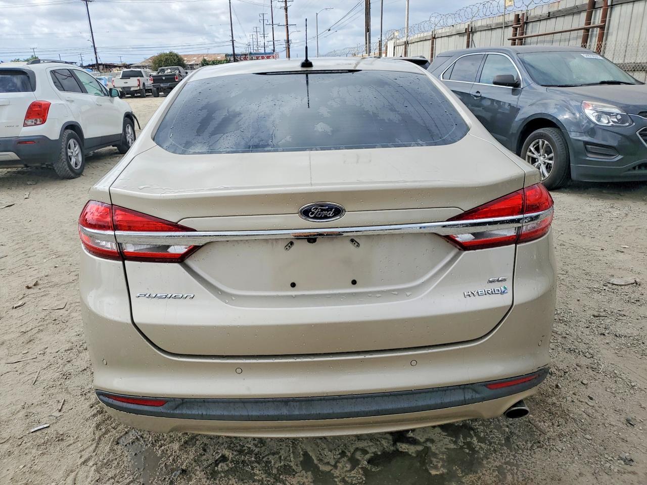 Ford Fusion Se Hybrid