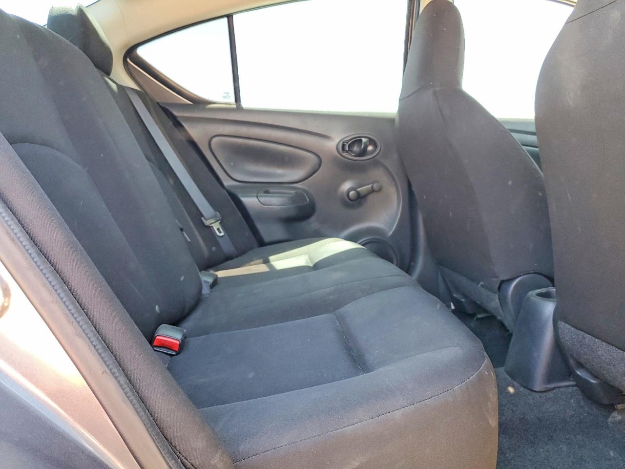 Nissan Versa 1.6 S Plus