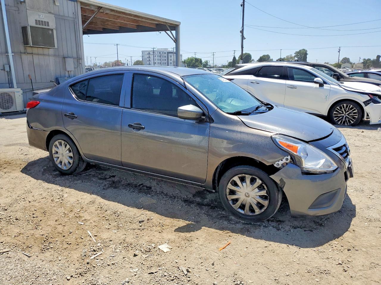 Nissan Versa 1.6 S Plus