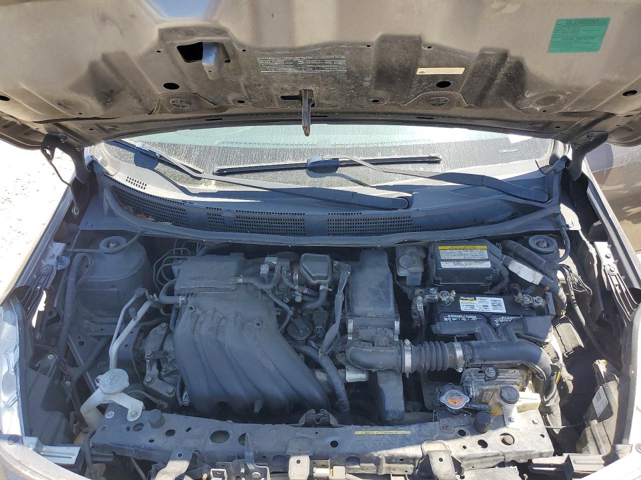Nissan Versa 1.6 S Plus
