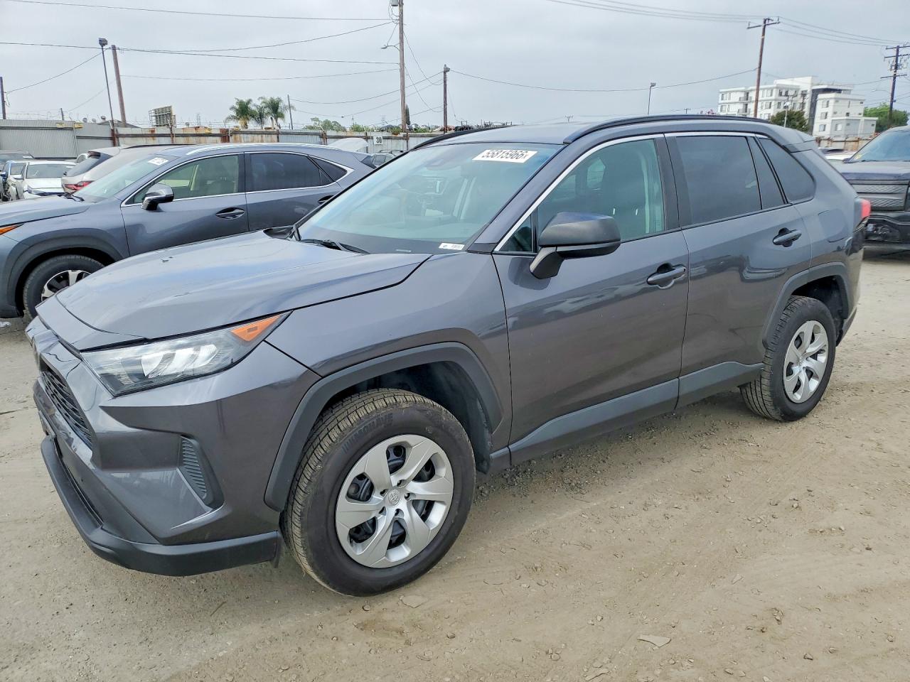 Salvage Toyota RAV4 Image